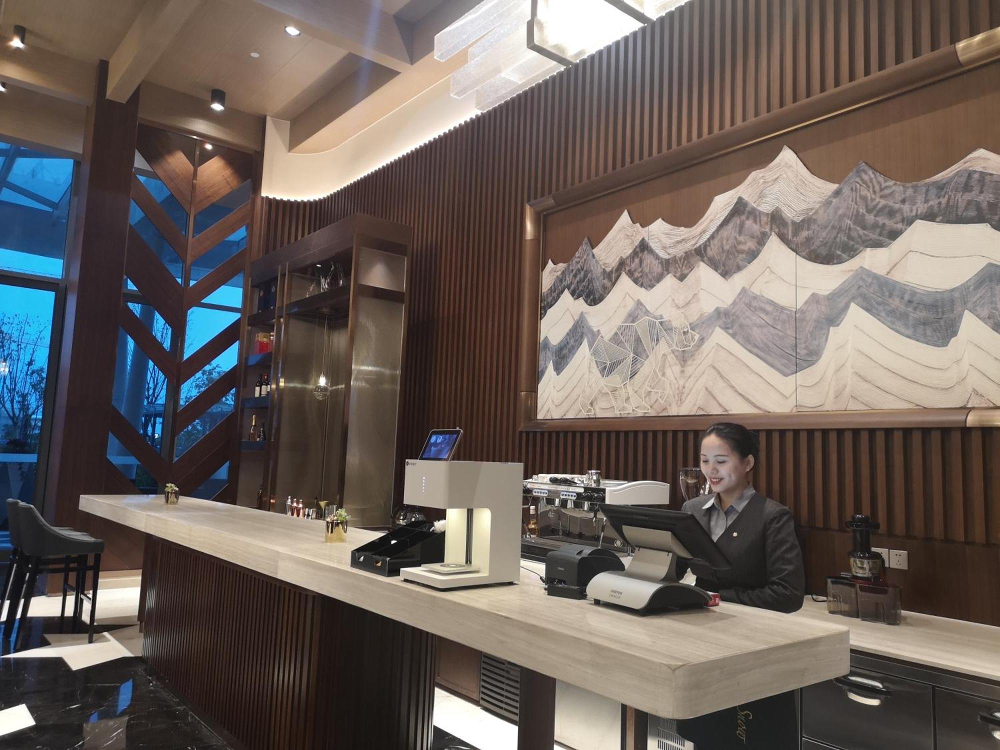 L+Snow Supreme Hotel Shanghai Exterior photo